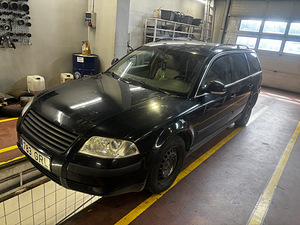 Volkswagen Passat (5 фото из 12)