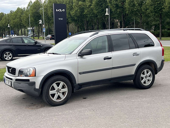 VOLVO XC90