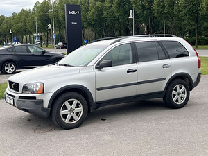 VOLVO XC90 (1 фото из 12)