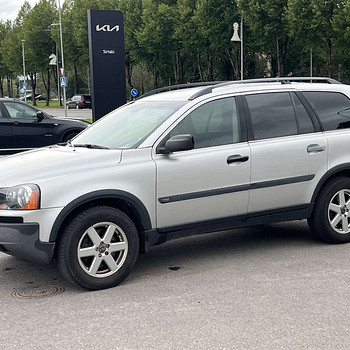 VOLVO XC90