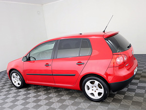 Volkswagen Golf Comfortline 1.6 75kW (4 фото из 7)
