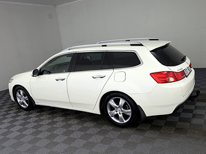 Honda Accord Elegance Facelift ATM 2.0 115kW (4 фото из 7)