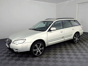 Subaru Outback Facelift AWD ATM 2.5 121kW (2 foto / 7)