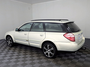 Subaru Outback Facelift AWD ATM 2.5 121kW (4 foto / 7)