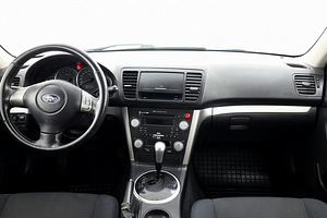 Subaru Outback Facelift AWD ATM 2.5 121kW (5 foto / 7)