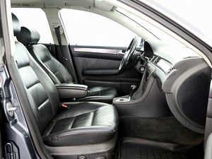 Audi A6 Quattro Facelift ATM 2.5 TDI 132kW (6 фото из 7)