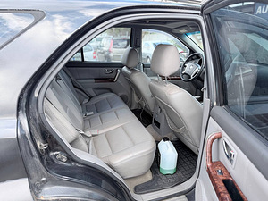 Kia Sorento Luxury 4x4 ATM 2.5 CRDi 103kW (7 фото из 7)
