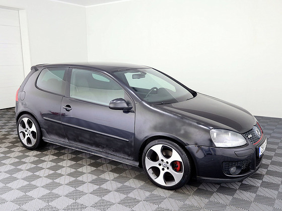 Volkswagen Golf GTI ATM 2.0 147kW