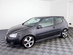 Volkswagen Golf GTI ATM 2.0 147kW (2 фото из 7)