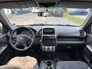 HONDA CR-V (9 foto / 10)