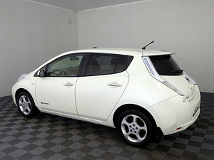 Nissan LEAF Comfort 80kW (4 foto / 9)