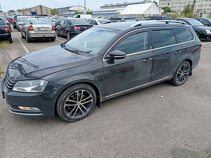 Volkswagen Passat Highline ATM 1.4 110kW (2 фото из 7)
