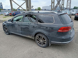 Volkswagen Passat Highline ATM 1.4 110kW (4 фото из 7)