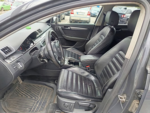 Volkswagen Passat Highline ATM 1.4 110kW (6 фото из 7)