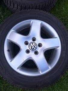 17" VW T5/T6 Originaal veljed 5x120 + Goodyear naastrehvid (5 foto / 8)