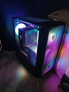 I5 14400F / RX 6900 XT 16gb / DDR5 32GB / WINDOWS 11 (8 foto / 8)