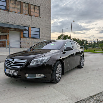 OPEL INSIGNIA SPORTS TOURER универсал