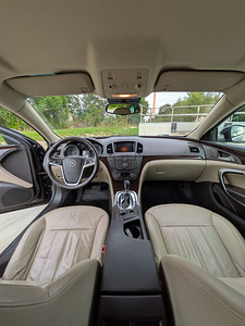 OPEL INSIGNIA SPORTS TOURER универсал (7 фото из 15)