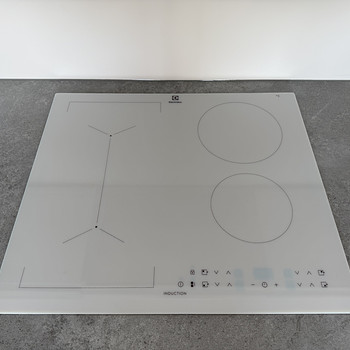 UUS - Electrolux LIV63431BW valge induktsioonpliit