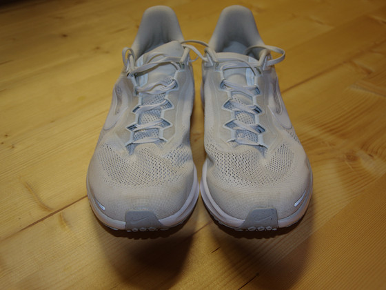 Продаются беговые кроссовки Nike Pegasus