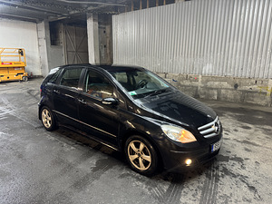 Mercedes-Benz B-Class reg. makstud automaat (1 foto / 6)