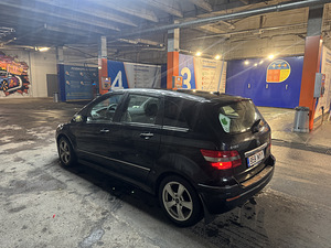 Mercedes-Benz B-Class reg. makstud automaat (3 foto / 6)