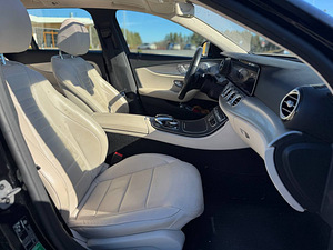 MERCEDES-BENZ E 350 D (6 фото из 14)