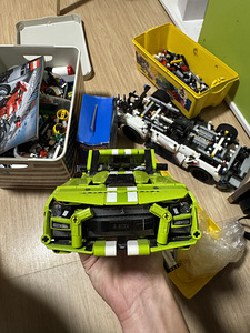 Lego Ford Mustang GT500 (3 foto / 4)