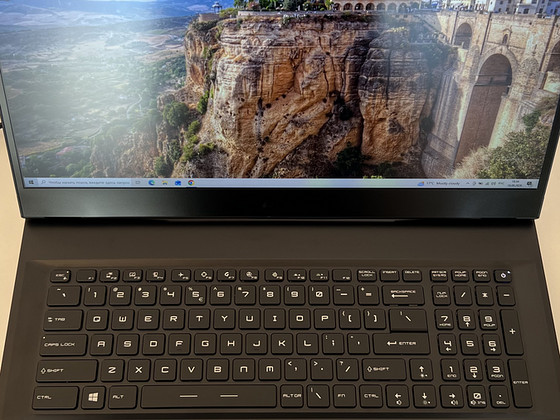 MSI GP76 Leopard 11UH, 17,3'', i7, 16ГБ, 1ТБ, RTX3080