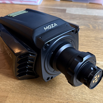 База MOZA R21 V1