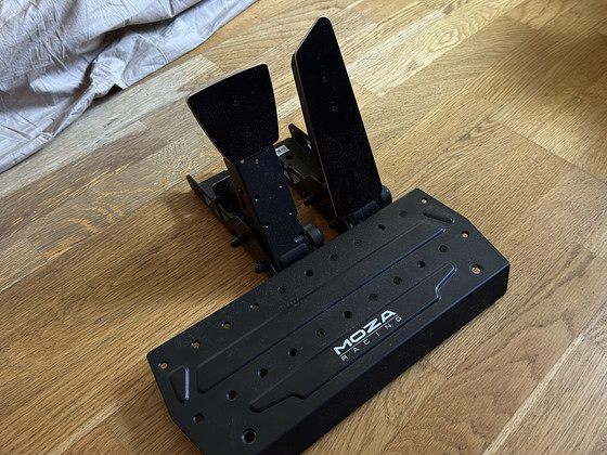 MOZA S-RP Pedals