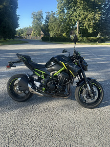 2022 Kawasaki Z900 92 kW (1 foto / 10)