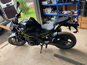 2022 Kawasaki Z900 92 kW (10 foto / 10)