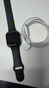 Apple Watch 11 LTE 46mm Black в хорошем состоянии (1 фото из 4)