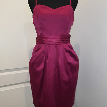 Kokteilikleit H&M 40 suurus . Uus sildita