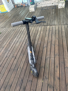 Xiaomi Mi Electric Scooter 3 elektritõukeratas (2 foto / 7)