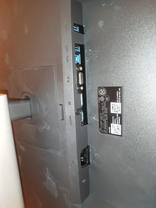 27" Dell monitor kuvar P2722H (3 foto / 5)