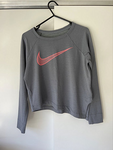 NIKE sport top M (1 foto / 2)