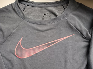NIKE sport top M (2 foto / 2)