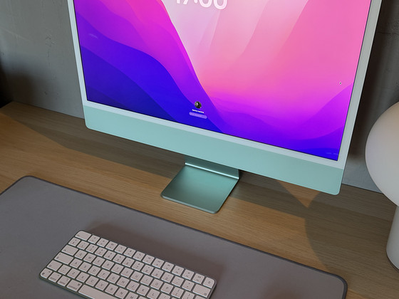 Apple iMac 24" M1 8GB/256GB + Satechi Hub - täiskomplekt