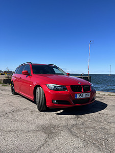 BMW E91 320D (2 фото из 11)