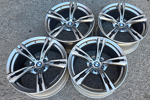 R19 5x112 Originaal BMW M5 F90 Styling M705 8043663 (2 foto / 6)