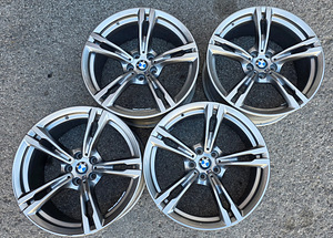 R19 5x112 Originaal BMW M5 F90 Styling M705 8043663 (3 foto / 6)