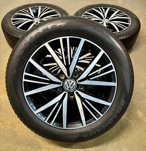 Volkswagen 5x112 R16 veljed rehvidega (1 foto / 6)