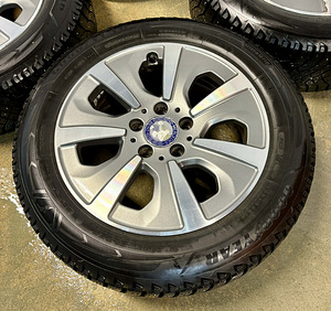 Mercedes-Benz 5x112 R16 диски с зимней резиной (3 фото из 6)