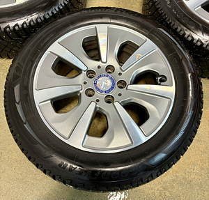 Mercedes-Benz 5x112 R16 диски с зимней резиной (4 фото из 6)