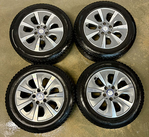 Mercedes-Benz 5x112 R16 диски с зимней резиной (2 фото из 6)