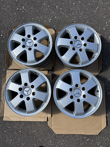 16" оригинальные диски Mercedes-Benz Sprinter 6x130 (1 фото из 9)