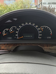 Mercedes-Benz S500 4Matic 2004 W220 (6 фото из 15)