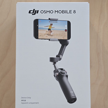 DJI osmo mobile 8